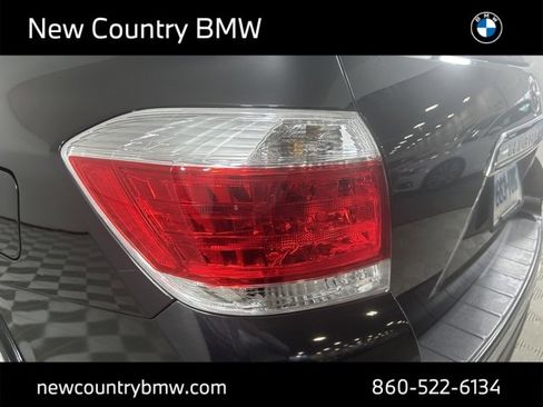 Used 2013 Toyota Highlander SE image 28