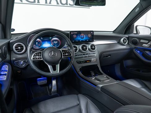 Used 2022 Mercedes-Benz GLC 300 4MATIC image 16