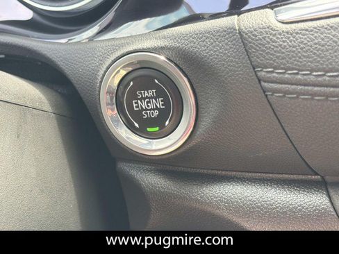 Used 2023 Buick Encore GX Preferred w/ Cold Weather Comfort Package FWD image 30