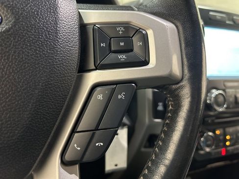 Used 2017 Ford F250 Lariat w/ Chrome Package image 22