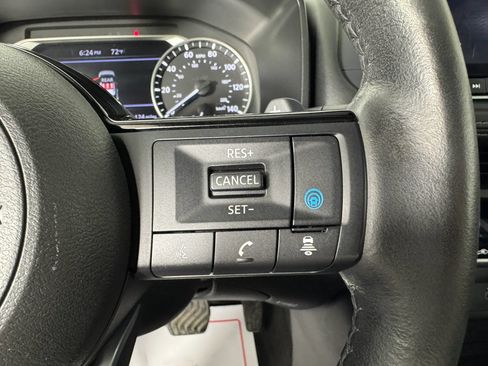 Used 2023 Nissan Rogue SV w/ SV Premium B Package AWD/4WD image 16