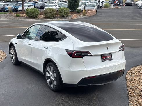 Used 2020 Tesla Model Y Long Range AWD/4WD image 16