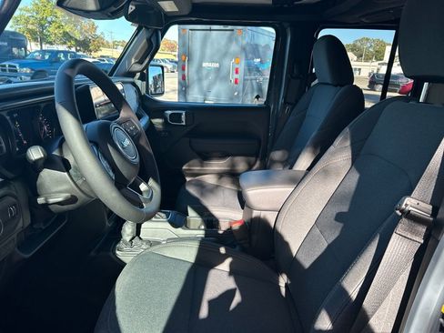 New 2026 Jeep Wrangler Unlimited Sport AWD/4WD image 22