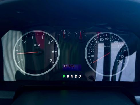 Used 2011 RAM 1500 Express image 15