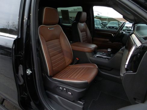 Used 2024 GMC Sierra 1500 Denali Ultimate image 19