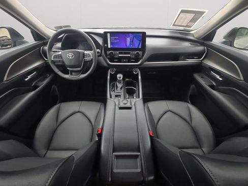 Certified 2026 Toyota Grand Highlander AWD image 18