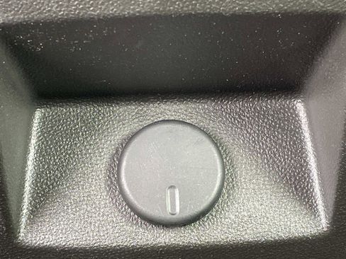 Used 2017 Chevrolet Equinox LS image 14