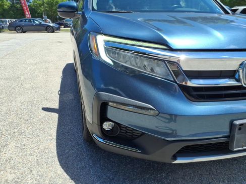 Used 2019 Honda Pilot Touring image 3