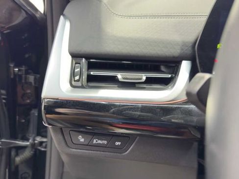 Used 2025 BMW X2 xDrive28i image 32