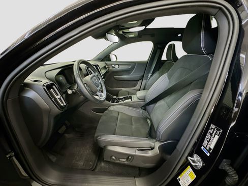 Used 2023 Volvo C40 P8 Recharge Ultimate w/ Protection Package Premier AWD/4WD image 13