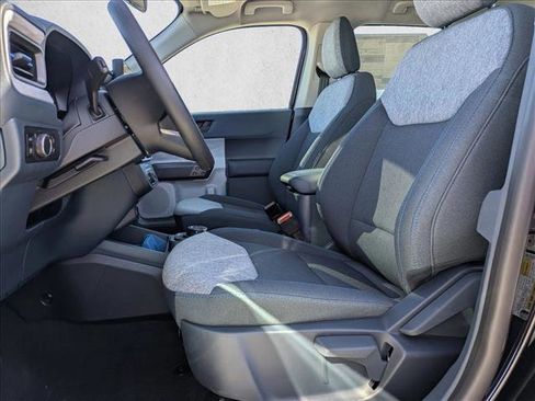 New 2025 Ford Maverick XLT image 16