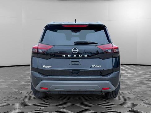 Used 2023 Nissan Rogue SV w/ SV Premium B Package image 9
