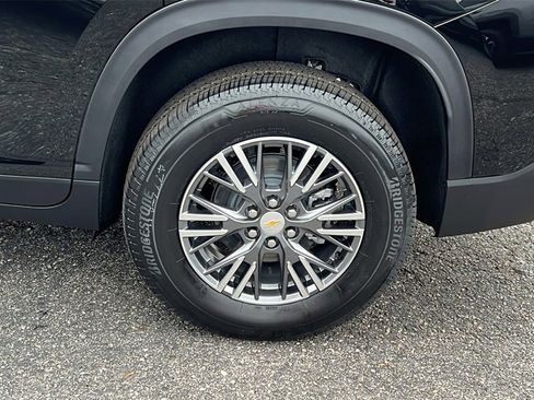 New 2026 Chevrolet Traverse LT image 9