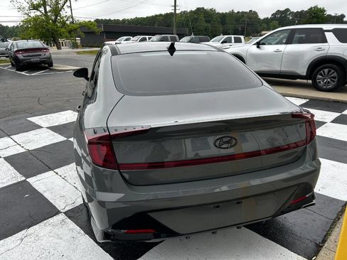 Used 2021 Hyundai Sonata SEL w/ Convenience Package FWD image 6