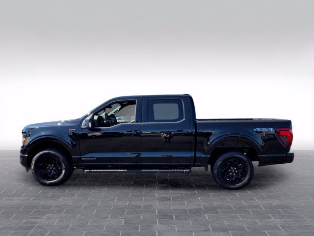 Used 2025 Ford F150 XLT w/ Equipment Group 302A MID AWD/4WD image 4