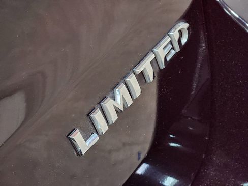 Used 2019 Jeep Grand Cherokee Limited image 26