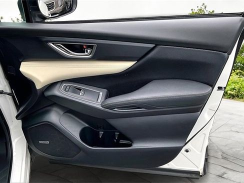 Used 2021 Subaru Ascent Limited w/ Technology Package image 22