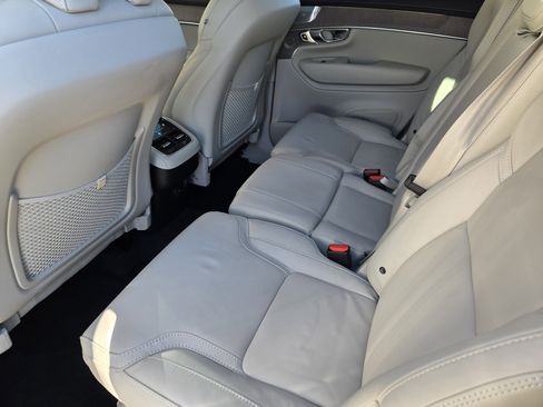 Used 2026 Volvo XC90 B6 Ultra image 42