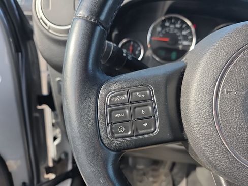 Used 2014 Jeep Wrangler Unlimited Rubicon w/ Dual Top Group image 21