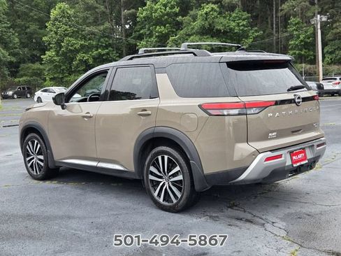Used 2023 Nissan Pathfinder Platinum w/ Cargo Package AWD/4WD image 3