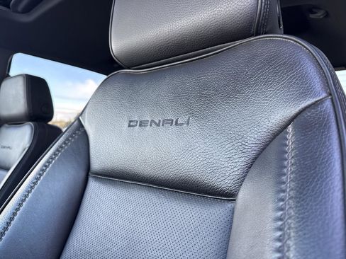 Used 2024 GMC Sierra 3500 Denali w/ Denali Reserve Package image 23