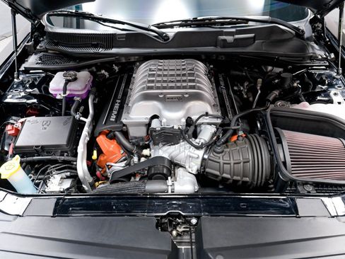 Used 2023 Dodge Challenger SRT Hellcat RWD image 44