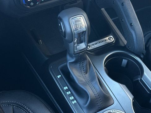 New 2025 Ford Bronco Badlands AWD/4WD image 21