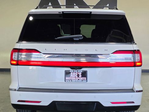 Used 2019 Lincoln Navigator Reserve w/ Cargo Package AWD/4WD image 5