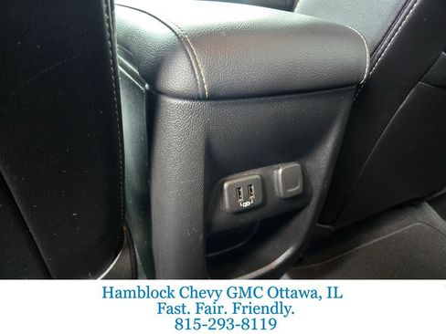 Used 2021 GMC Canyon Denali image 30