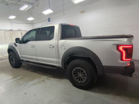 Used 2019 Ford F150 Raptor w/ Equipment Group 802A Luxury image 9