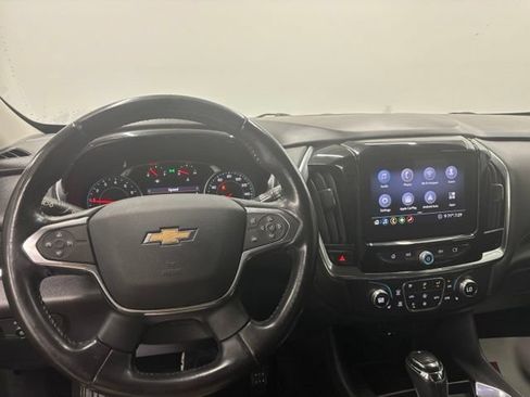 Used 2020 Chevrolet Traverse LT FWD image 20