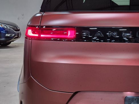 Used 2025 Land Rover Range Rover Sport SV Edition Two image 22