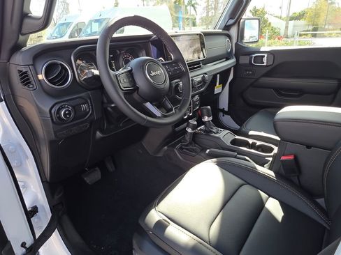 New 2026 Jeep Gladiator Sport image 13
