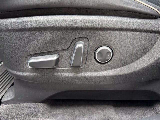 Used 2024 Hyundai Palisade SEL FWD image 15