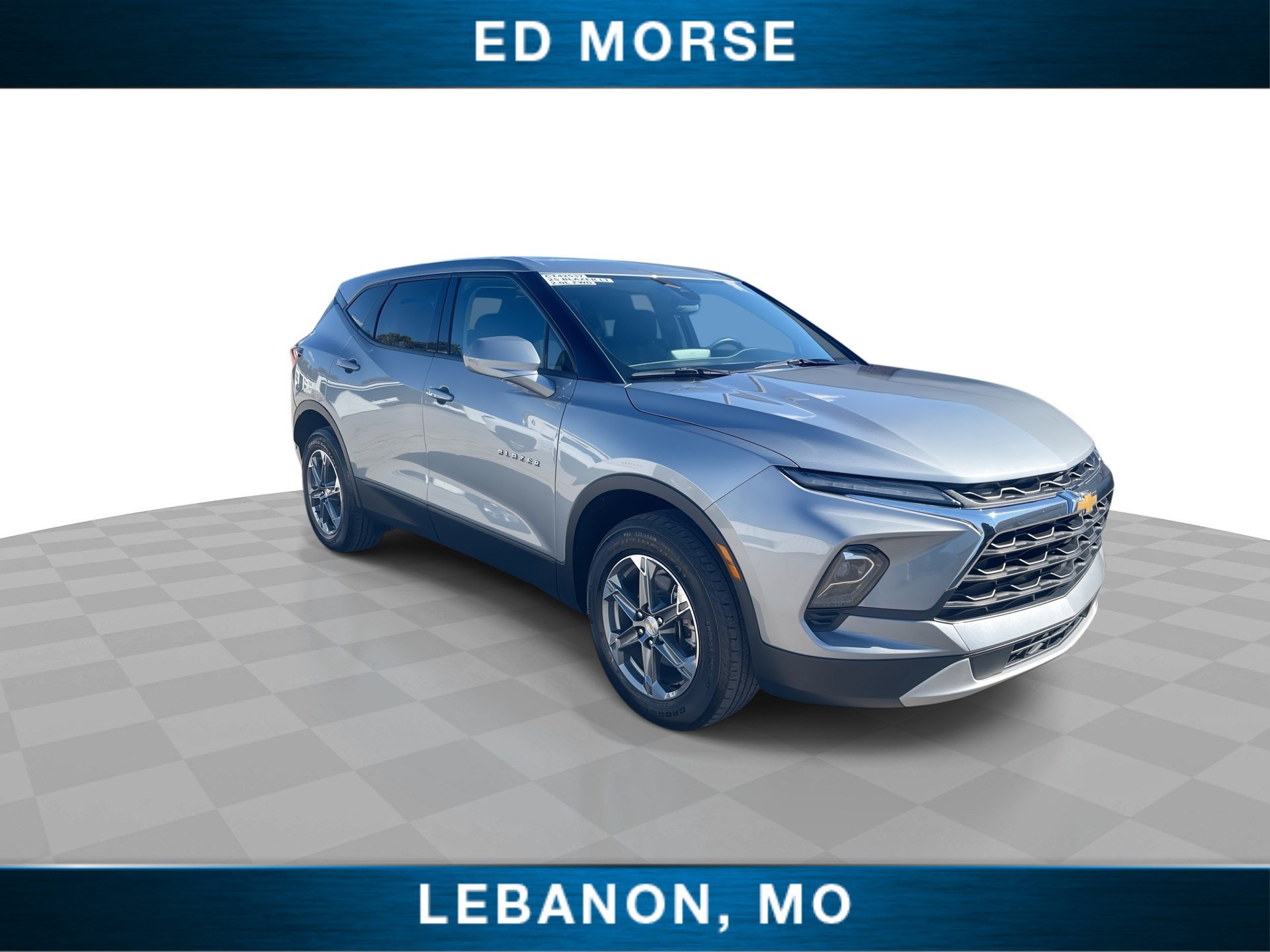 Certified 2025 Chevrolet Blazer LT FWD image 2