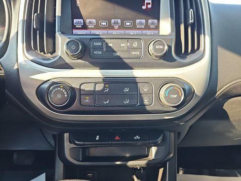 Used 2016 GMC Canyon SLE RWD image 20