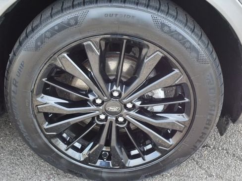 Used 2023 Ford Escape ST-Line Elite w/ Premium Technology Package AWD/4WD image 52