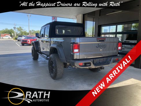 Used 2020 Jeep Gladiator Sport w/ Quick Order Package 24S AWD/4WD image 8
