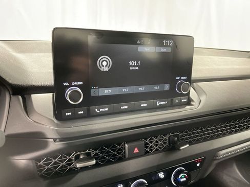 Used 2023 Honda Accord EX image 21