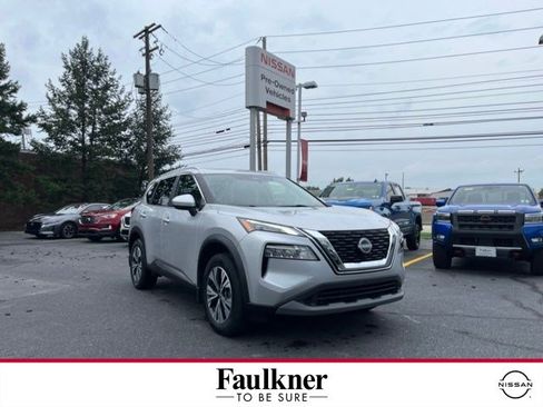 Certified 2023 Nissan Rogue SV w/ SV Premium B Package AWD/4WD image 1