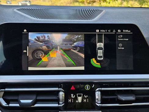 Used 2022 BMW 330i xDrive Sedan w/ Premium Package 2 image 16