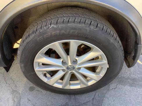 Used 2017 Nissan Rogue Sport SV image 21