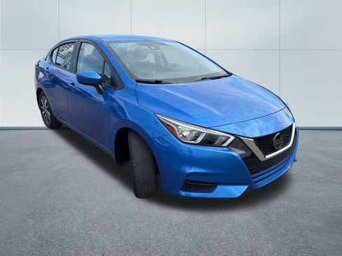 Used 2021 Nissan Versa SV FWD image 5