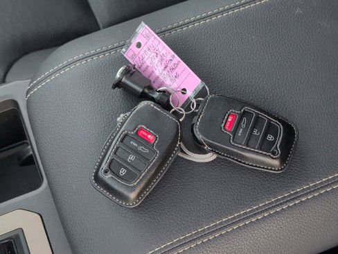 Used 2024 Toyota Land Cruiser image 9