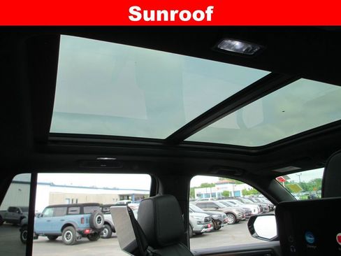 Used 2026 GMC Yukon Denali w/ Denali Reserve Package AWD/4WD image 17