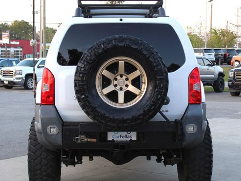 Used 2011 Nissan Xterra S w/ 4X4 Value Package image 3