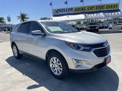 Used 2020 Chevrolet Equinox LT FWD image 2