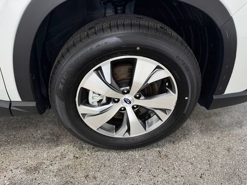 Used 2025 Subaru Ascent Premium AWD/4WD image 28