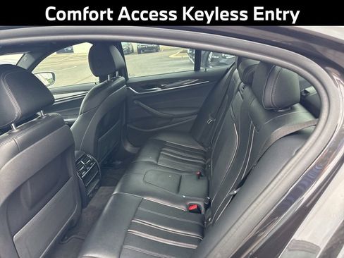 Used 2019 BMW 540i w/ M Sport Package RWD image 10