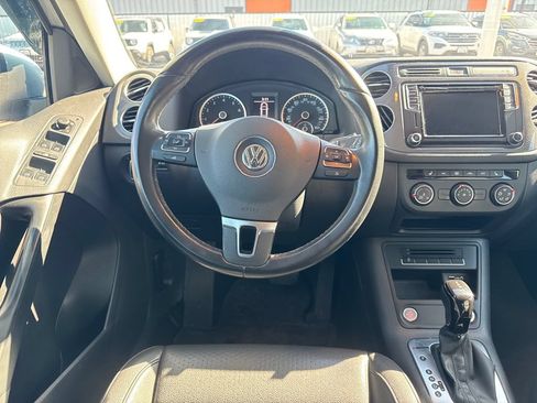 Used 2017 Volkswagen Tiguan S AWD/4WD image 14